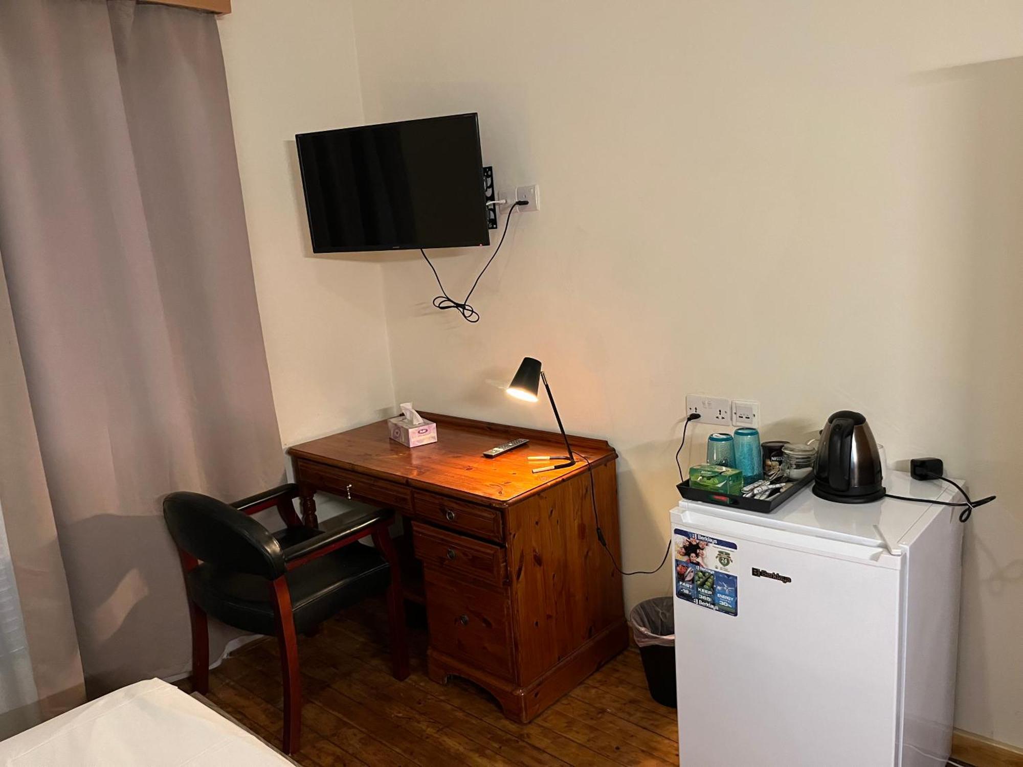 Xanthis Hostel Nicosia City Centre Екстер'єр фото