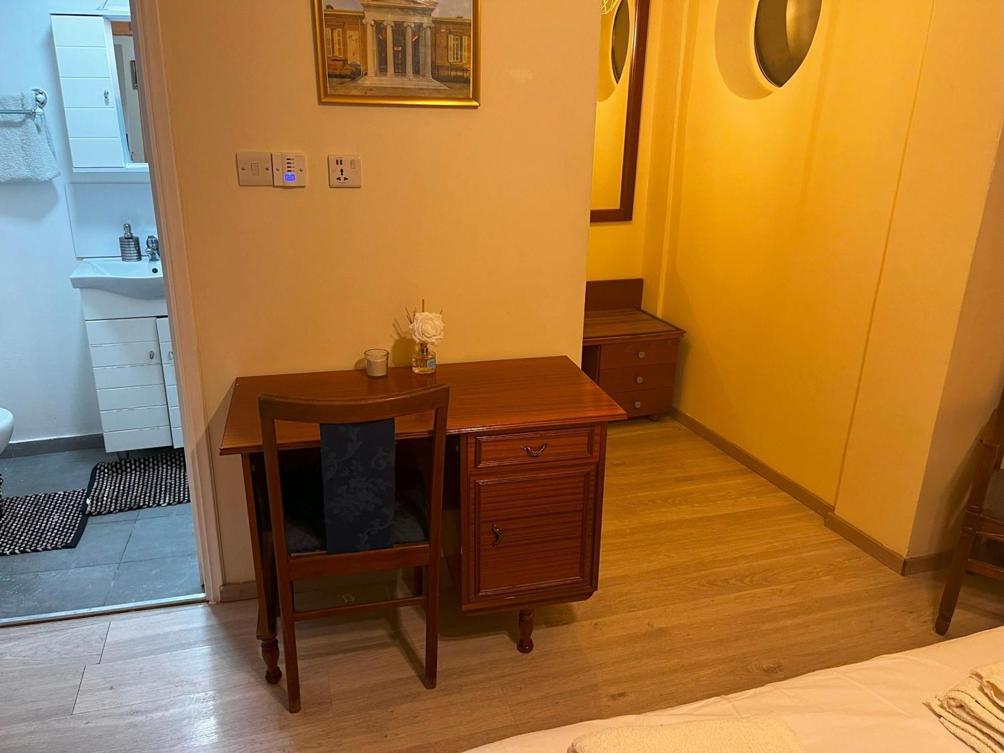 Xanthis Hostel Nicosia City Centre Екстер'єр фото