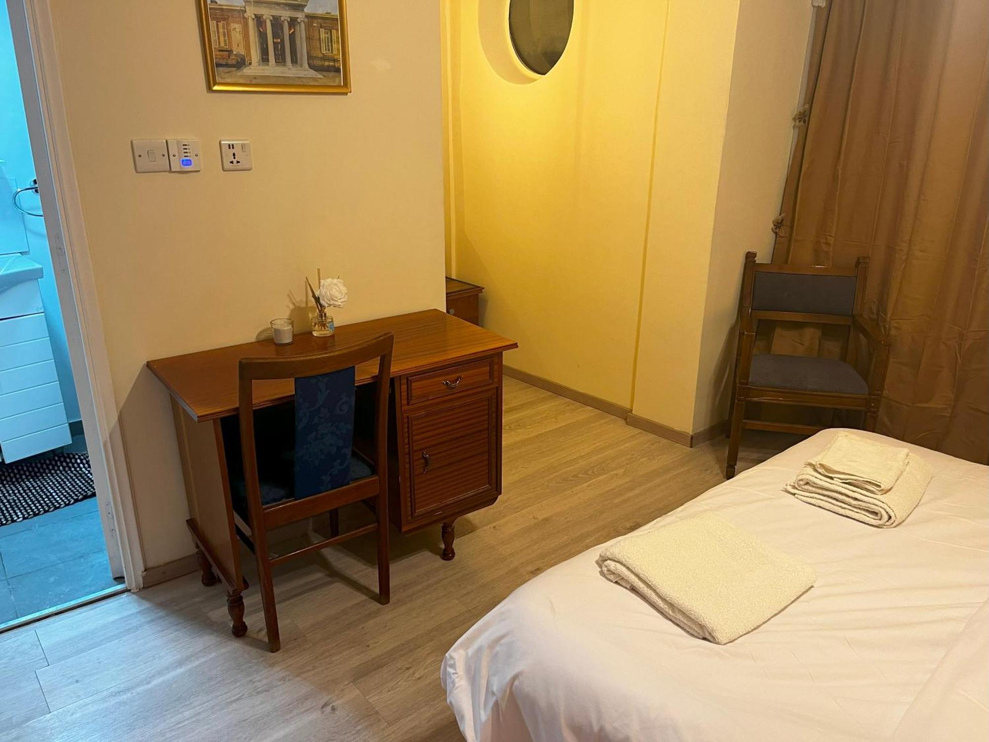 Xanthis Hostel Nicosia City Centre Екстер'єр фото