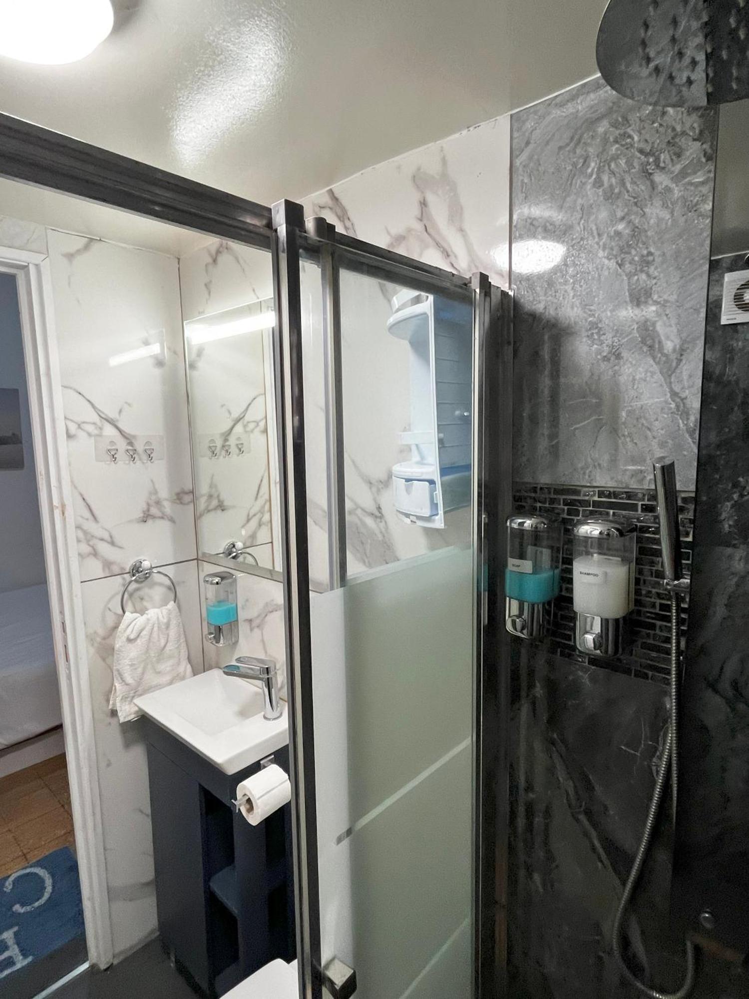 Xanthis Hostel Nicosia City Centre Екстер'єр фото