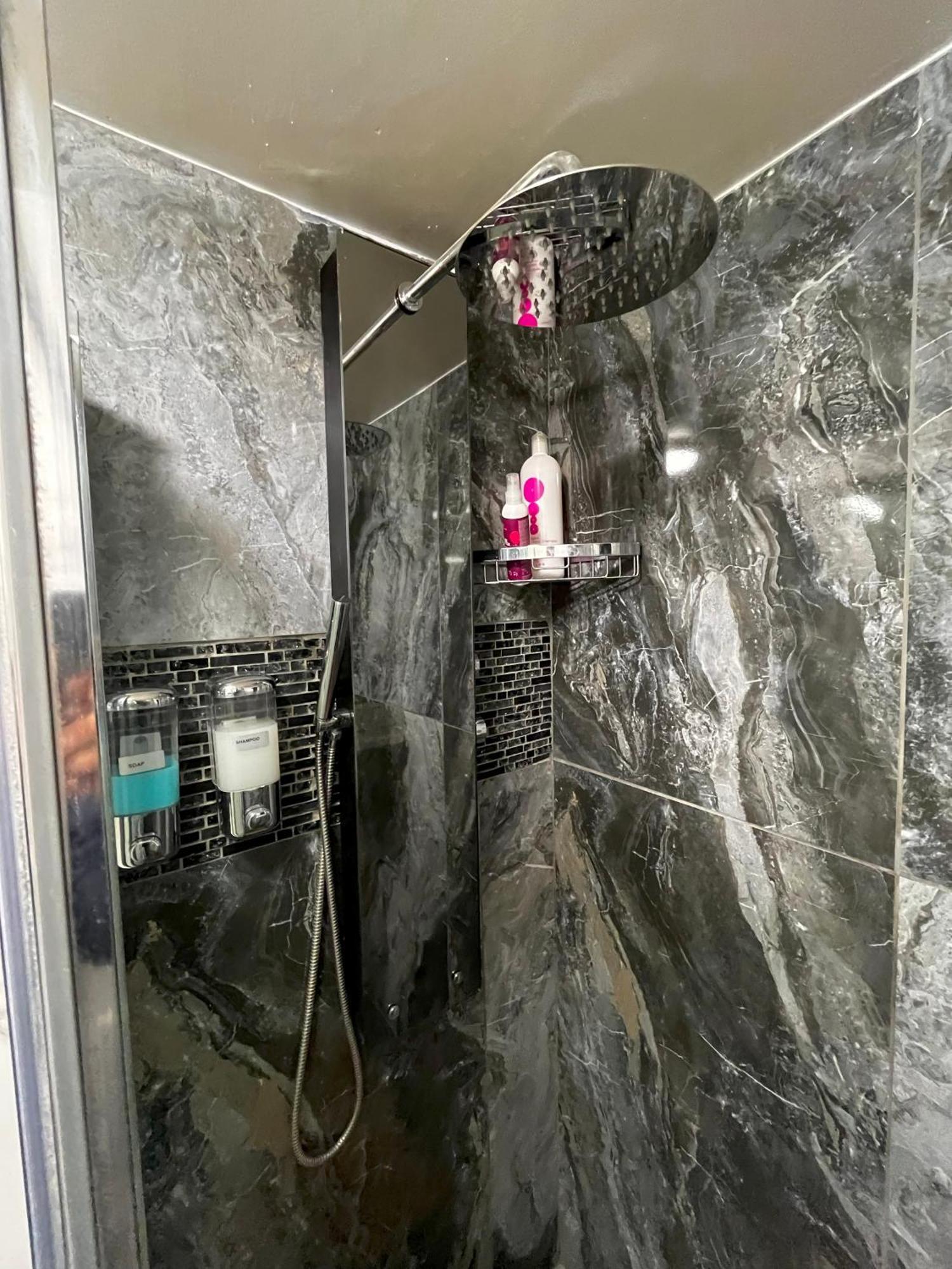 Xanthis Hostel Nicosia City Centre Екстер'єр фото