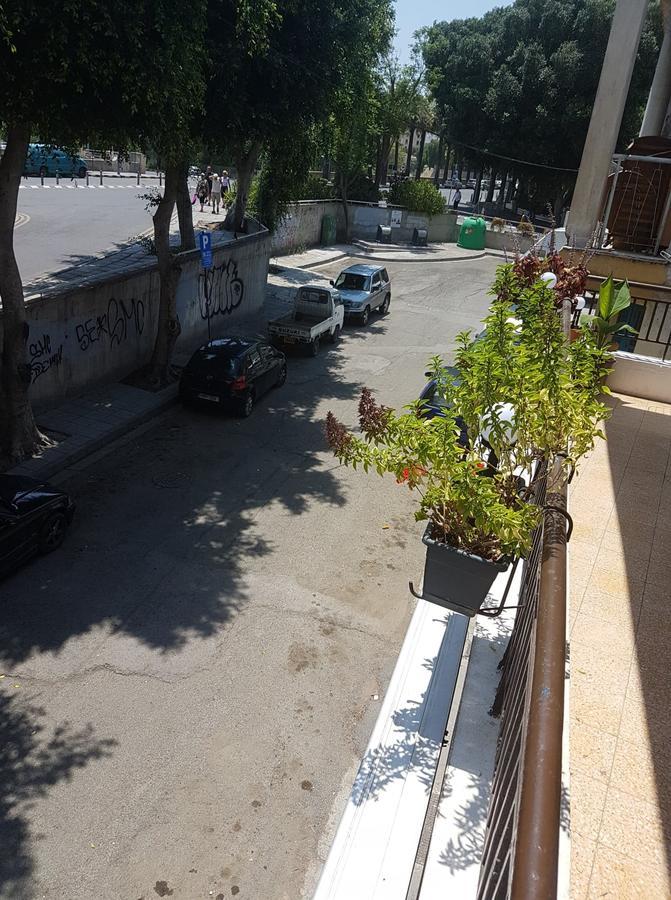 Xanthis Hostel Nicosia City Centre Екстер'єр фото